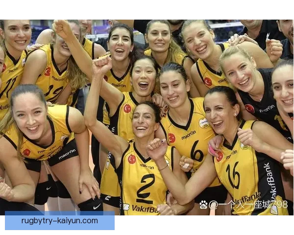 哥伦比亚队展现惊人反击速度，取得关键胜利状态回暖