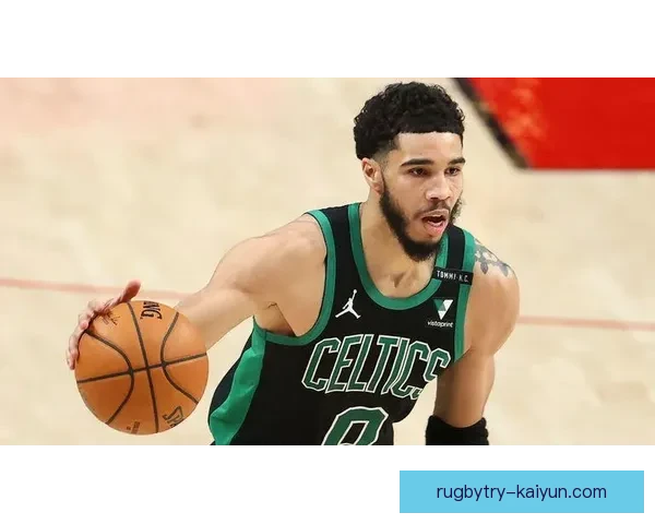 沃克对抗能力引人关注，状态回暖有望助球队提升竞争力